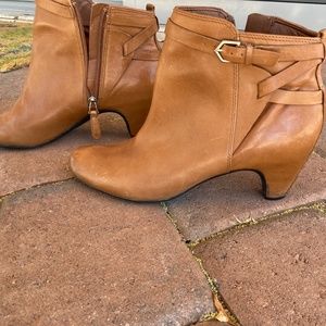 Sam Edelman Heeled Ankle Booties Size 9.5